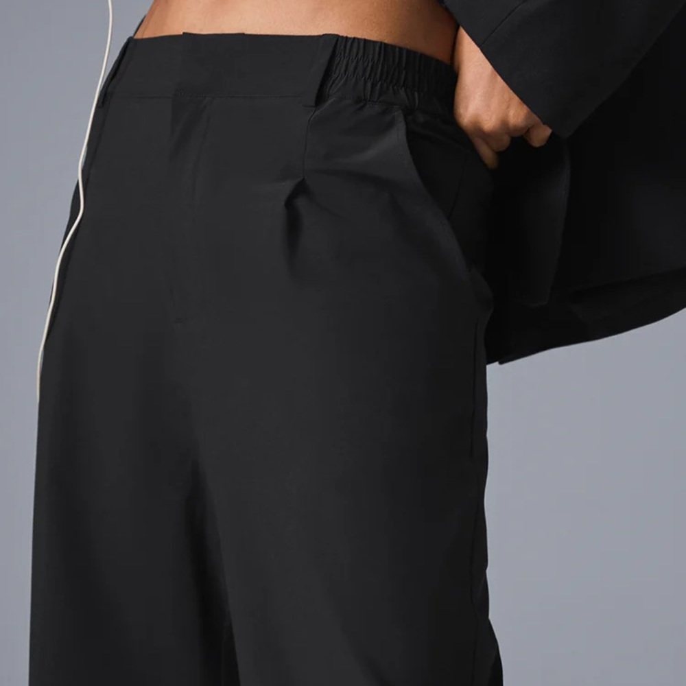 new ALO YOGA black high waist pursuit trousers! - Picture 5 of 5